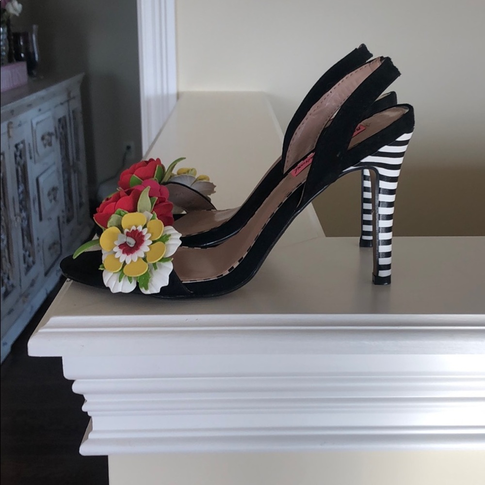 Betsey Johnson Heels - Picture 3 of 4